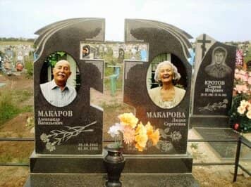 Двойные памятники