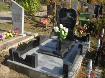 Комбинированные памятники