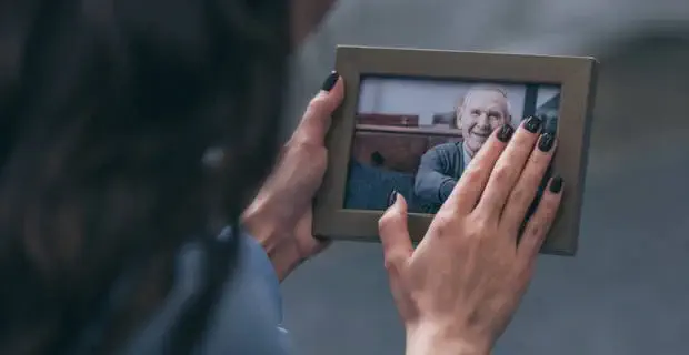 Человек умер. Что делать когда умер человек?