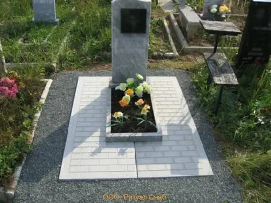 Одинарные памятники